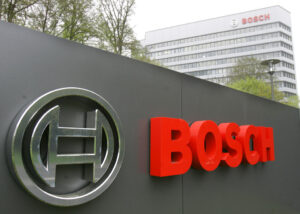 Γερμανία: Ο βιομηχανικός κολοσσός Bosch καταργεί 5.500 θέσεις εργασίας