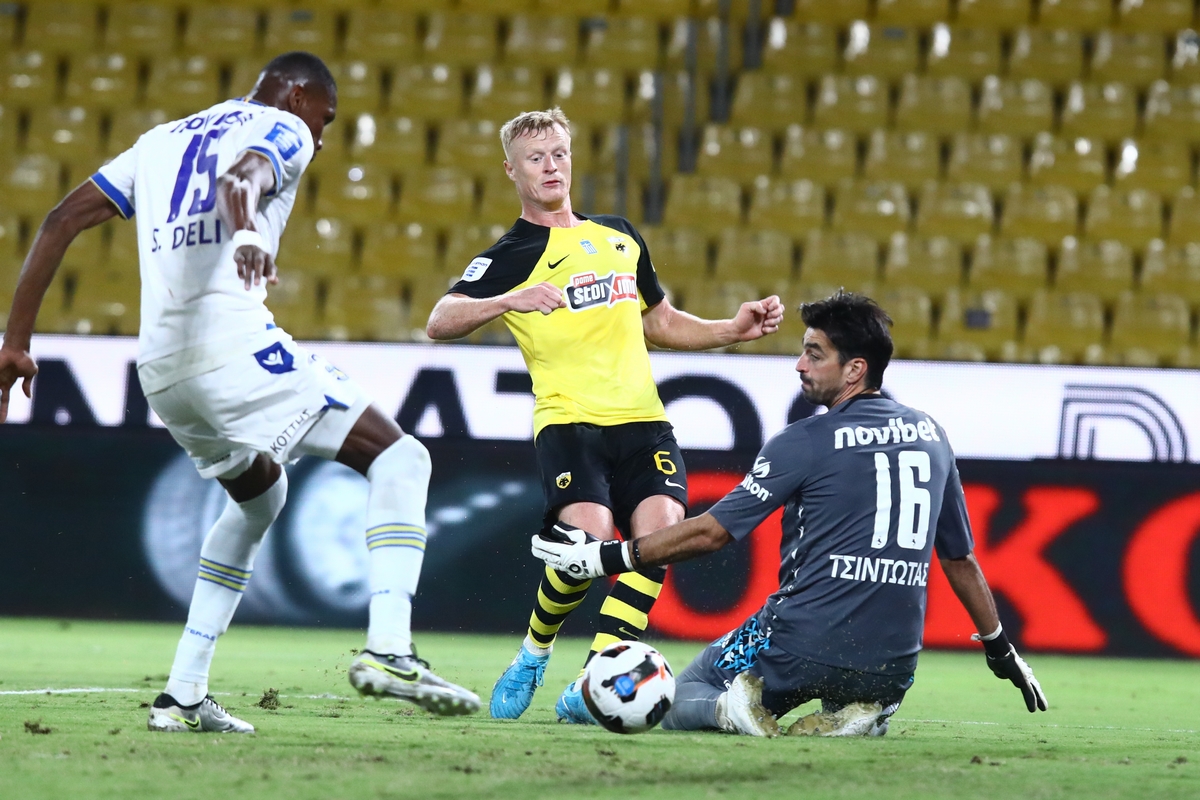 AEK – Asteras Tuesday 3-0: The Union the goals, the Arkades the expulsions
 –