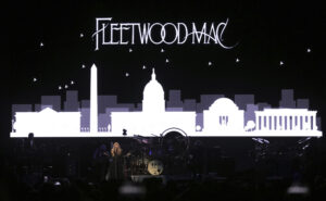 Οι Fleetwood Mac ανακοίνωσαν νέο ντοκιμαντέρ που περιγράφει την ιστορία τους