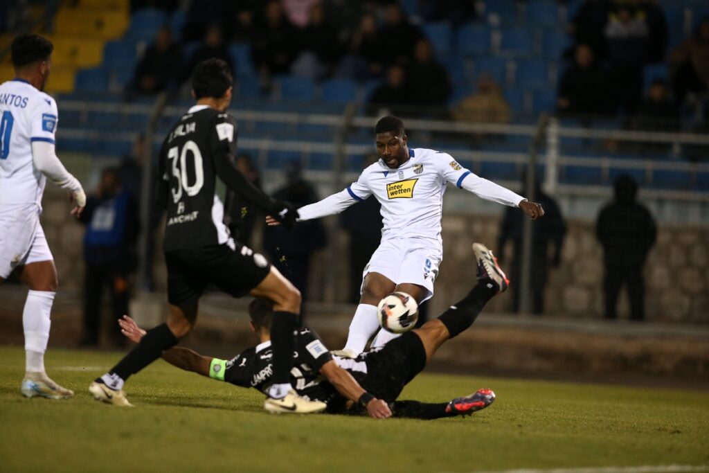 Λαμία – ΟΦΗ 1-1: Εμειναν με τις ευκαιρίες