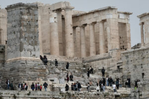 Πατρίκιοι και πληβείοι στην Ακρόπολη