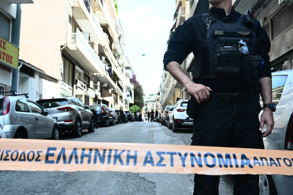 Greek Mafia: Πιέσεις άνωθεν για να μη «μιλήσουν» τα κινητά του Σπύρου Παπαχρήστου