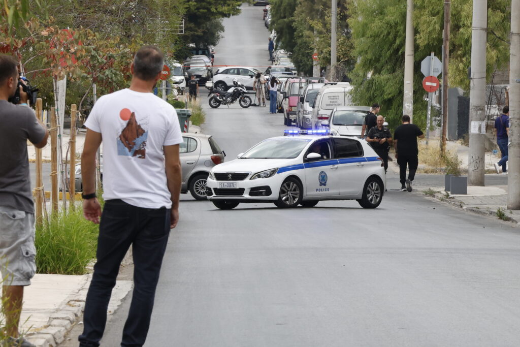 Συναγερμός στην Κυψέλη για ύποπτο αντικείμενο στα γραφεία του ΕΦΚΑ