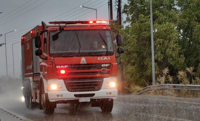 Πυροσβεστική: Δεκάδες κλήσεις σε Αγρίνιο και Πρέβεζα λόγω βροχοπτώσεων