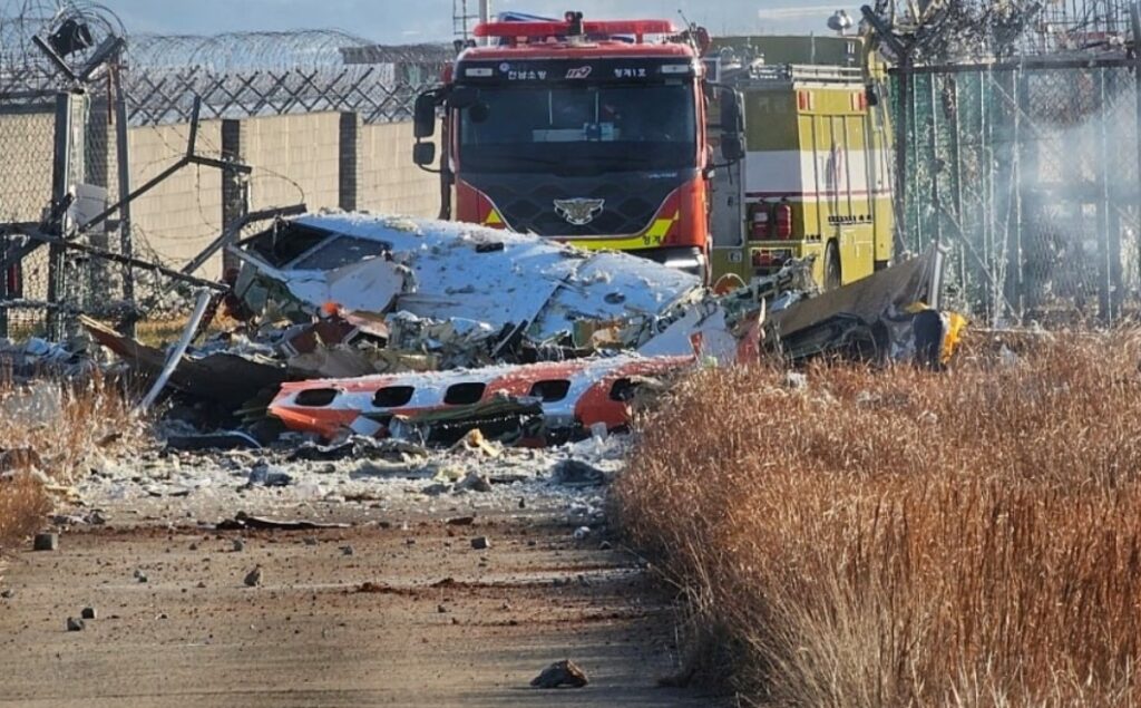 Νότια Κορέα: Στους 179 αναμένεται να ανέλθουν οι νεκροί από τη συντριβή αεροσκάφους  – Μόλις 2 διασώθηκαν