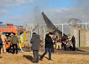 Νότια Κορέα: 176 επισήμως οι νεκροί &#8211; Η τελευταία επικοινωνία του πιλότου με τον πύργο ελέγχου