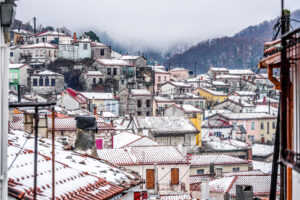 Στη Λέσβο είδαν άσπρη μέρα… λόγω χιονιού (Photos)