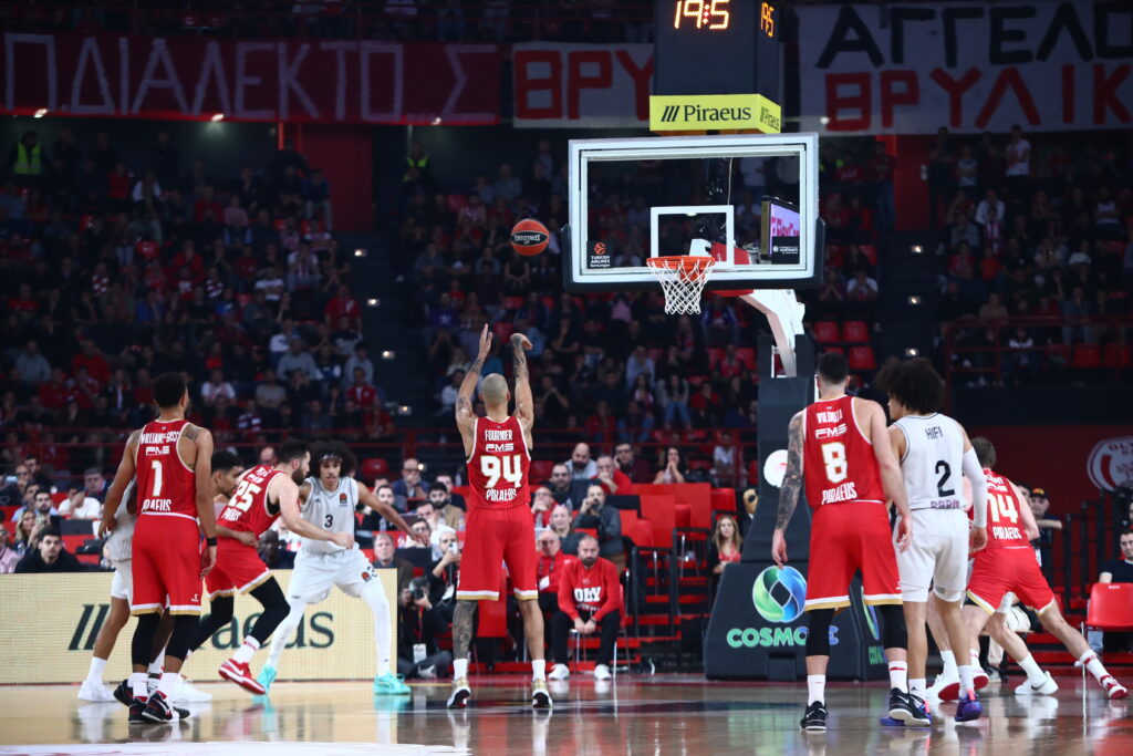 Ολυμπιακός – Παρί 90-96: Η ανατροπή έμεινε στη μέση, πέρασαν και από το ΣΕΦ οι Γάλλοι