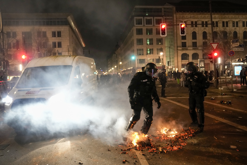 Γερμανία: Πέντε νεκροί από εκρήξεις πυροτεχνημάτων την Πρωτοχρονιά