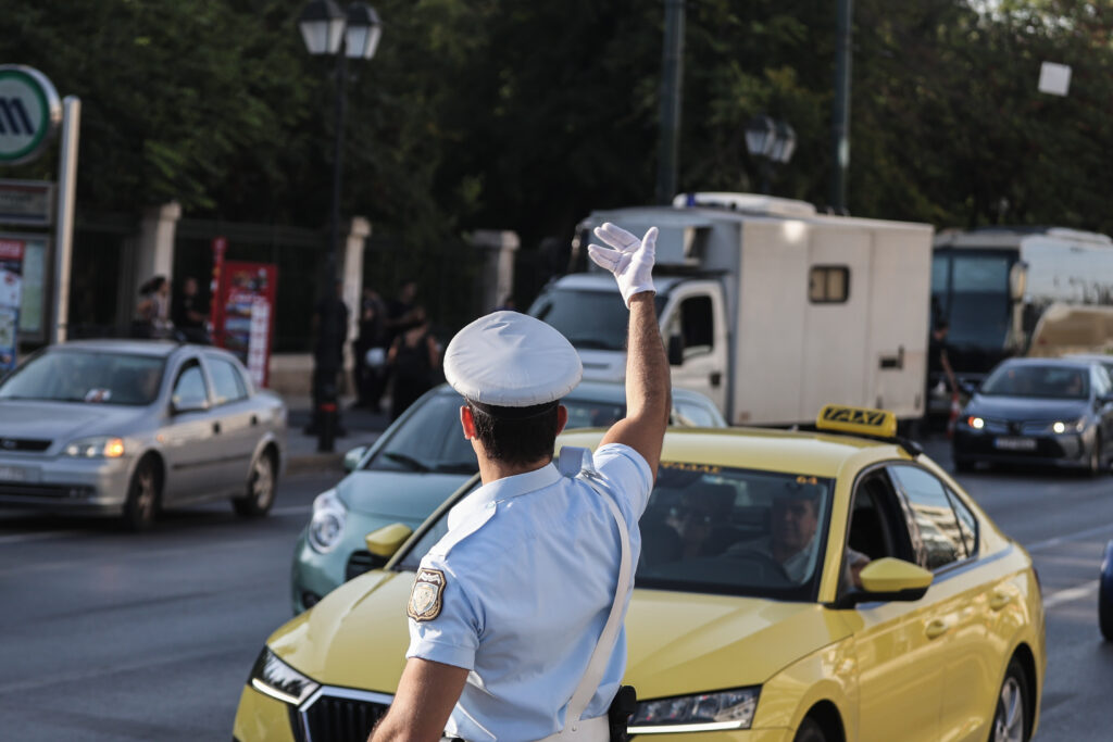 Κηδεία Κώστα Σημίτη: Ποιοι δρόμοι κλείνουν στο κέντρο της Αθήνας – Οι ώρες