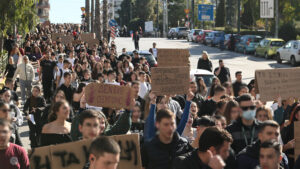 Μαθητικές πορείες για να μη συγκαλυφθεί το έγκλημα στα Τέμπη &#8211; Ετοιμάζεται συλλαλητήριο για τις 7 Φεβρουαρίου