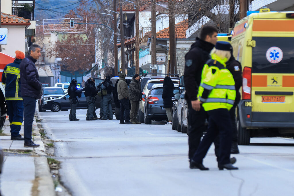 Θρίλερ στη Λάρισα: Νεκρός ο 60χρονος δράστης – Έβαλε τέλος στη ζωή του (Video)