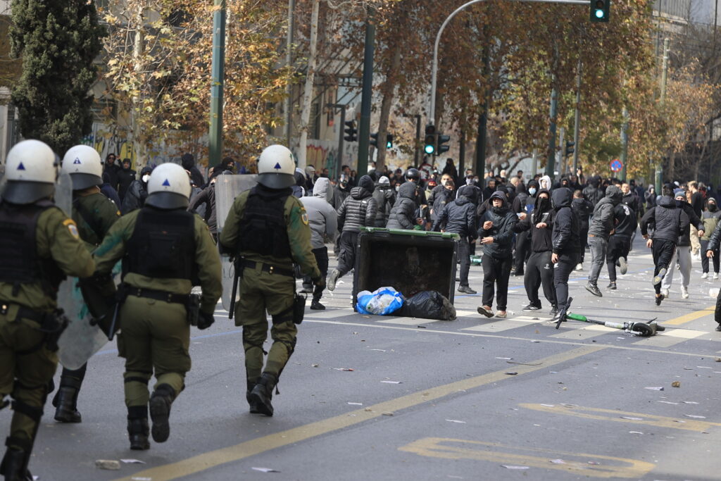 Aυταρχισμός, το τελευταίο καταφύγιο μίας απονομιμοποιημένης κυβέρνησης