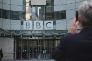 BBC για MI5: «Είπαν ψέματα για να καλύψουν νεοναζί πράκτορα» &#8211; Σάλος στη Βρετανία