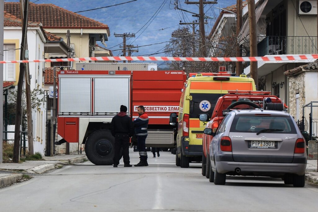 Λάρισα: Πώς φτάσαμε από το διπλό φονικό στην αυτοκτονία του 60χρονου δράστη – Η ανακοίνωση της ΕΛ.ΑΣ. (Video)