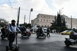 Κανονικά η κυκλοφορία των οχημάτων στο κέντρο της Αθήνας &#8211; Ολοκληρώθηκε η συγκέντρωση για τα Τέμπη