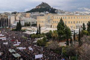 Τέμπη: Σφοδρή εβδομάδα στη Βουλή &#8211; Σήμερα η συζήτηση για Προανακριτική, την Τετάρτη η πρόταση δυσπιστίας